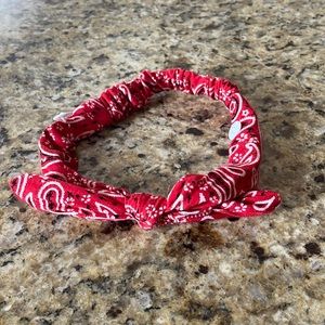 Red bandanna headband with mask buttons